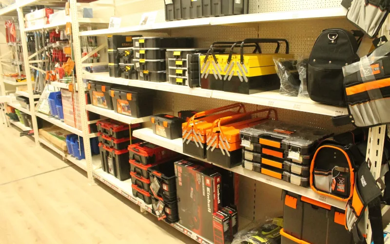 Rayon Du Magasin D'outillage De Notre Magasin Outimag à Perreux