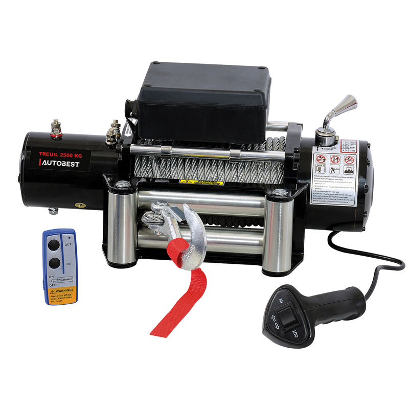 TREUIL 12V, 5,9T, CABLE 25M, CABLE DIAM 10MM.