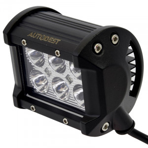 FEU DE TRAVAIL CARRE 6LEDS 18W 1260LUMENS